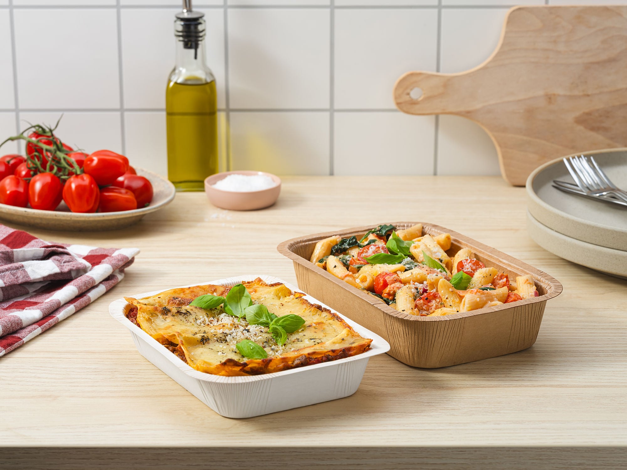 Trayforma and Trayforma Brown fiber-based food packaging
